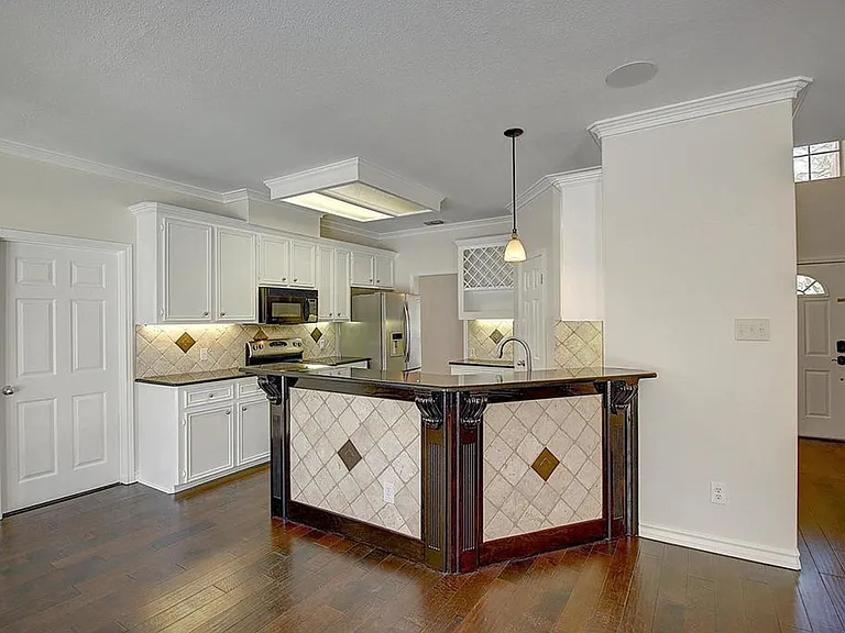 5101 Cavendish Dr — Photo 5
