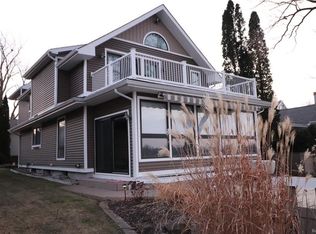 2444 Crane Rd, Fenton, MI 48430