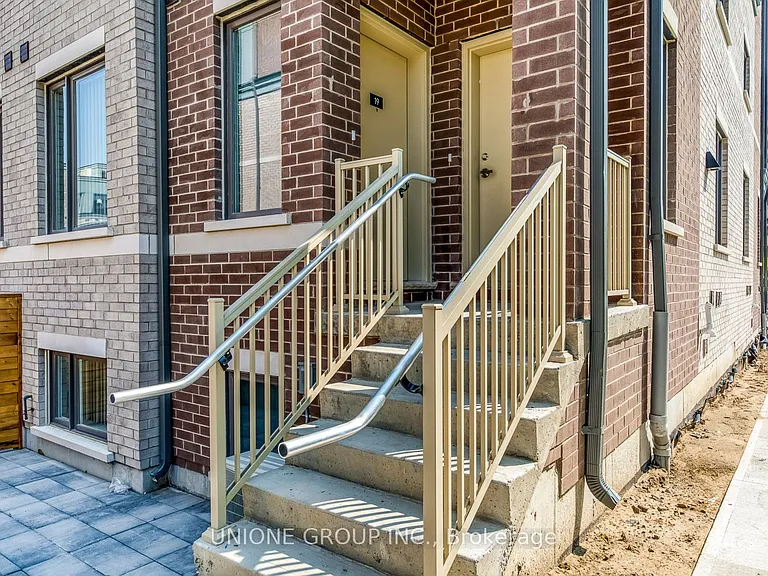 260 12th St #19 — Photo 3