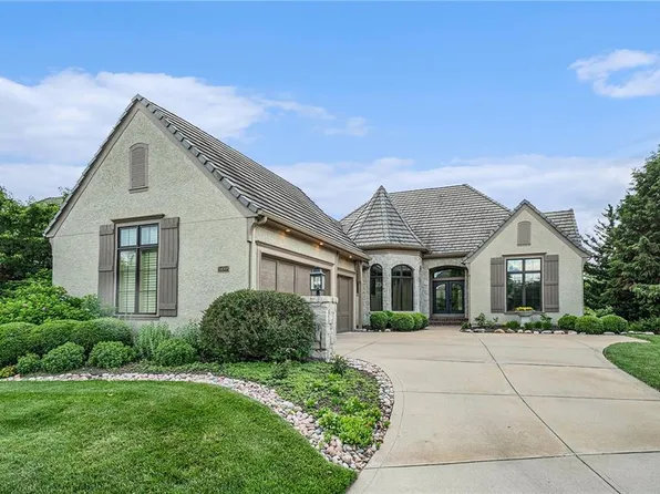 14008 Nicklaus Dr, Overland Park, KS 66223
