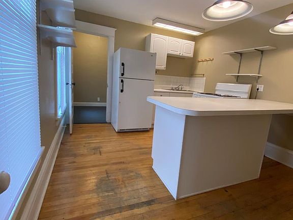 509 Wealthy B kitchen and dining_01072022