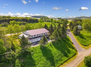 27751 Nutmeg Rd, Elroy, WI 53929