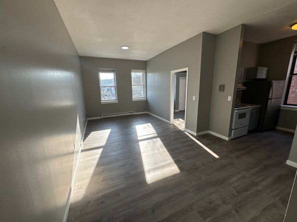 301 Main St #311