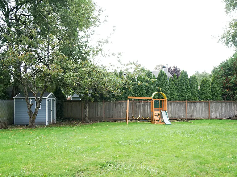 714 216th St SW — Photo 12