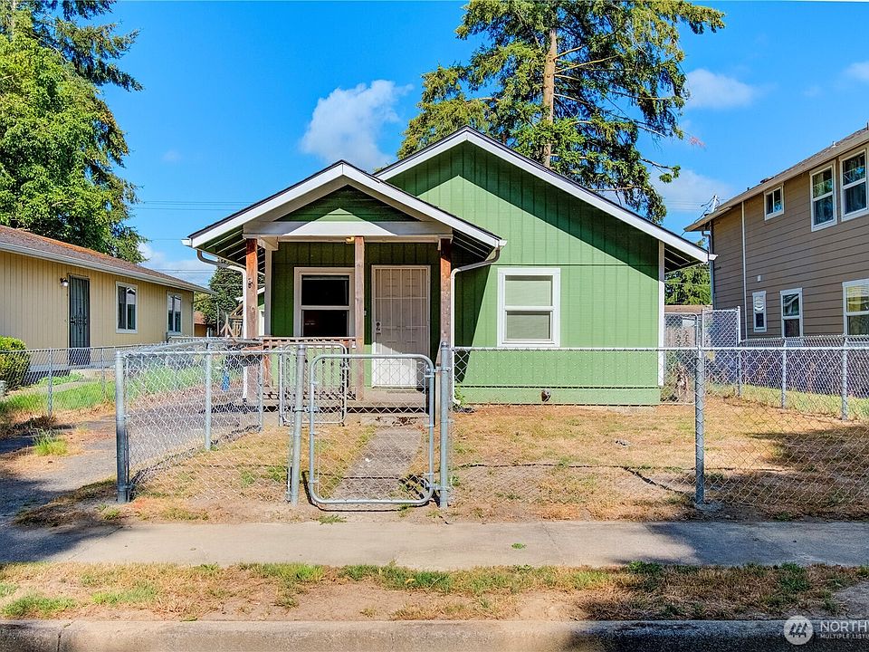 1st image of 263 17th Avenue