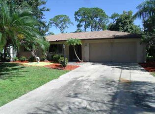 1415 Davis Dr, Fort Myers, FL 33919