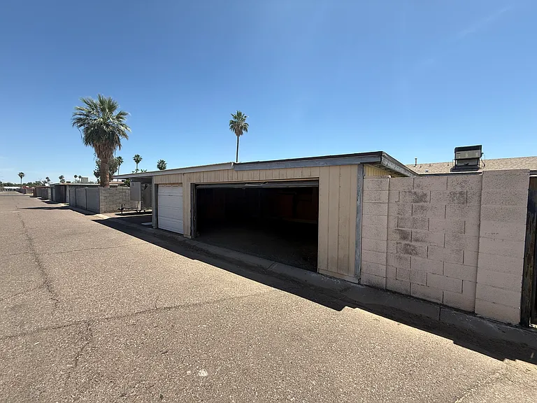 5322 W Saint Moritz Ln — Photo 17