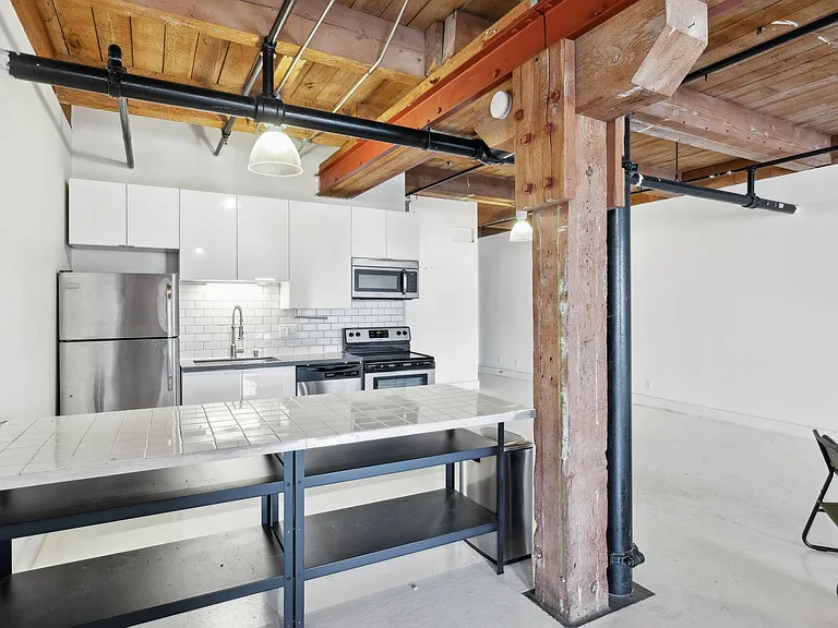 Newberry Lofts — Photo 7