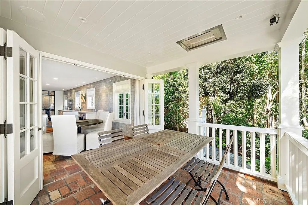4 bed, 3.5 bath, 3789 sqft, $30,000 — Photo 3