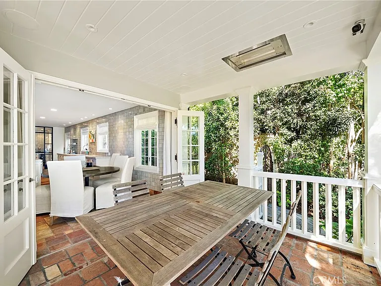 464 Holly St — Photo 3