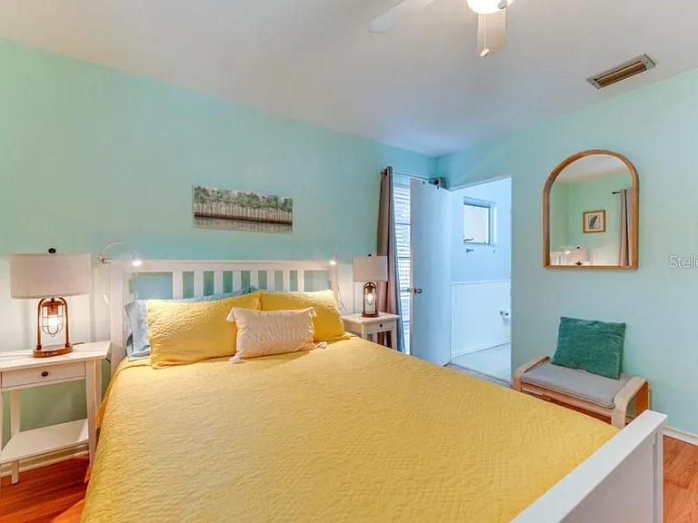 2301 Kalin Ln — Photo 24