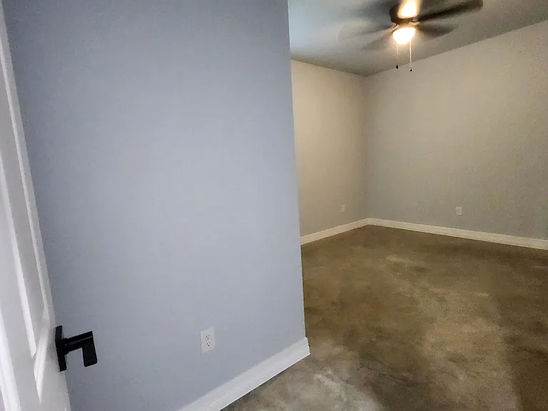 901 Mimosa Dr — Photo 5