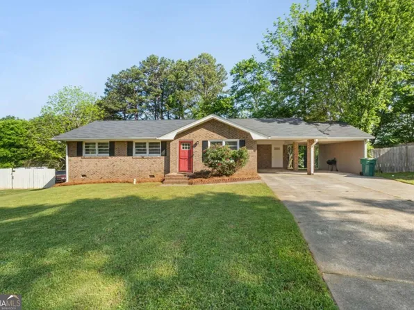 6459 Paula Ct, Rex, GA 30273