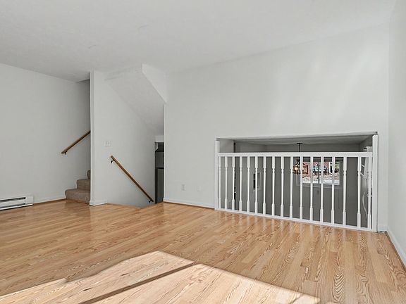 4th image of 101 N Orr Dr APT 6