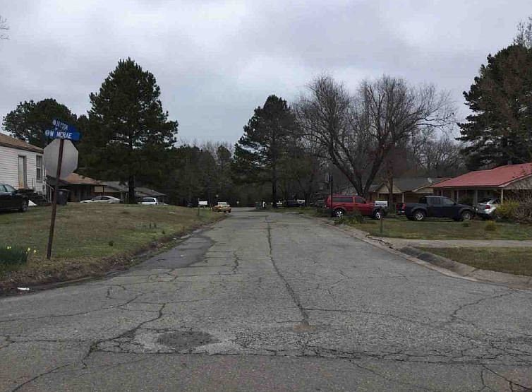 Exterior Neighborhood (street photo)