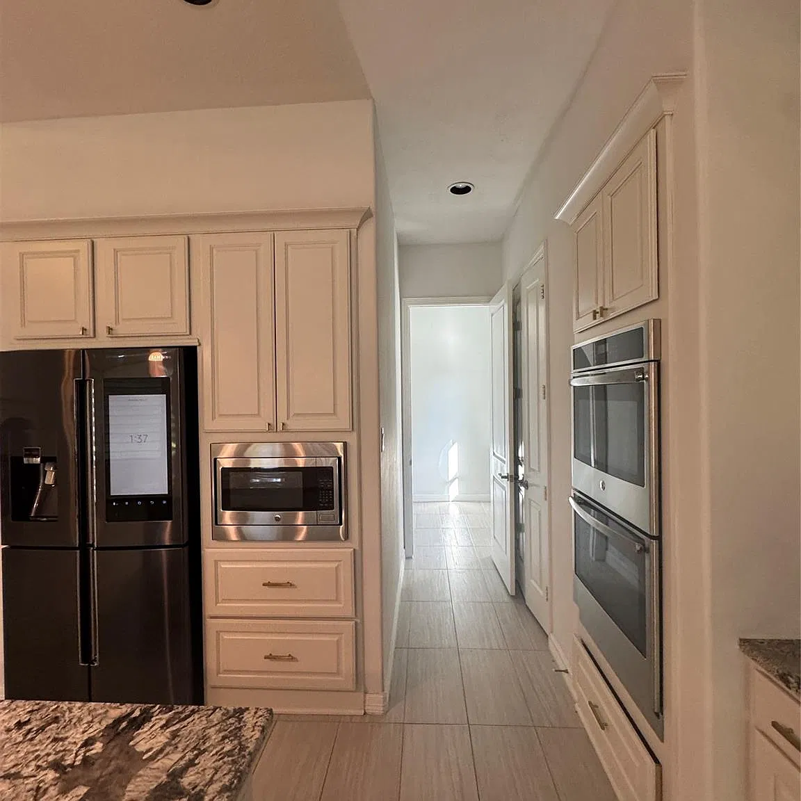 4 bed, 3.5 bath, 3417 sqft, $4,000 — Photo 4