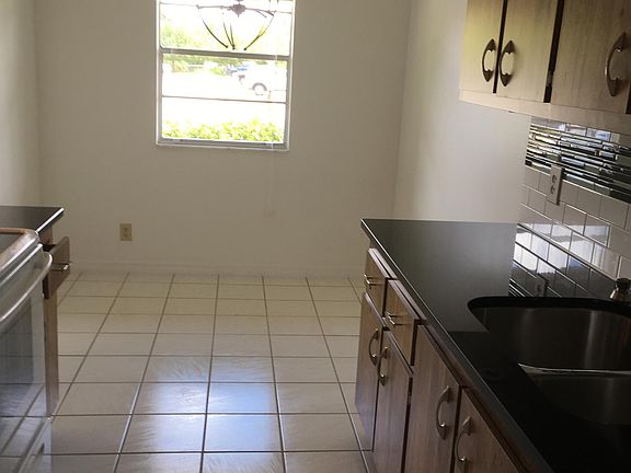 5th image of 1293 Cheney Hwy Unit B