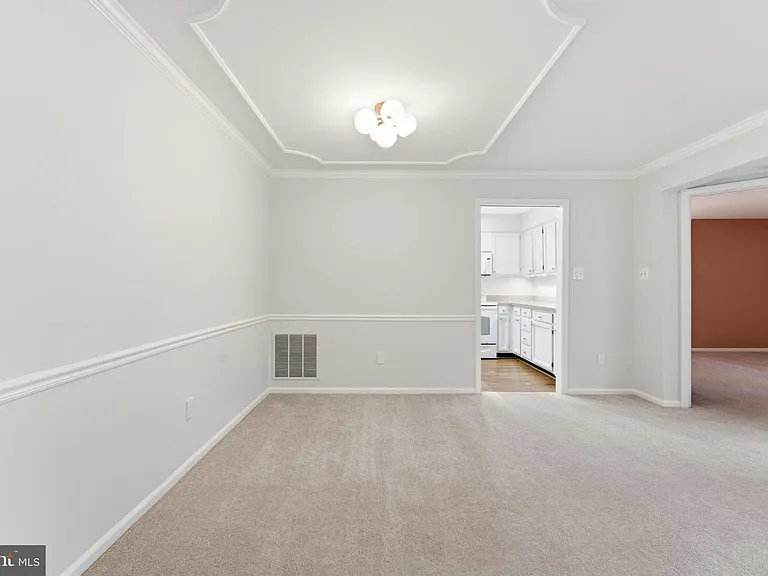5705 Brewer House Cir #T2 — Photo 10