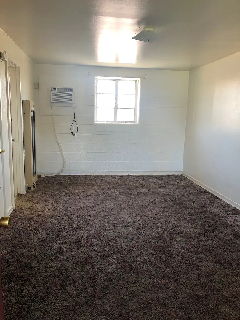 Southwind Apartments — Photo 1