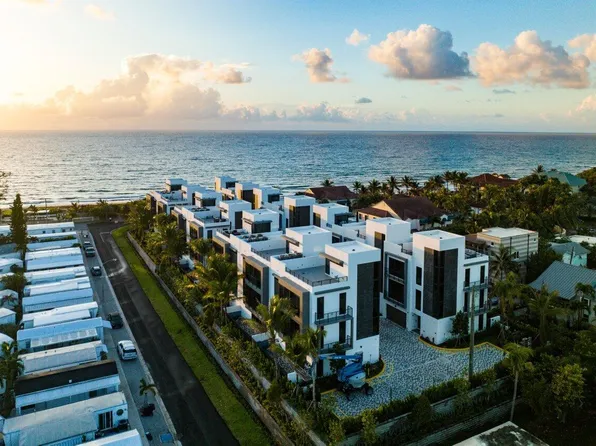 11497 Old Ocean Boulevard, Ocean Ridge, FL 33435