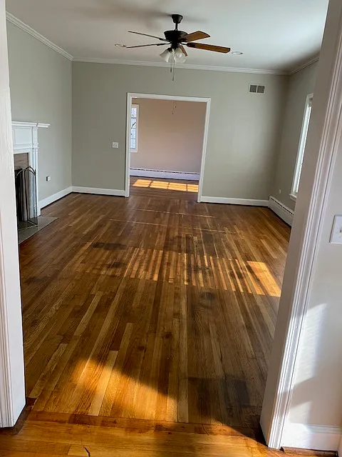 411 Durden St — Photo 2