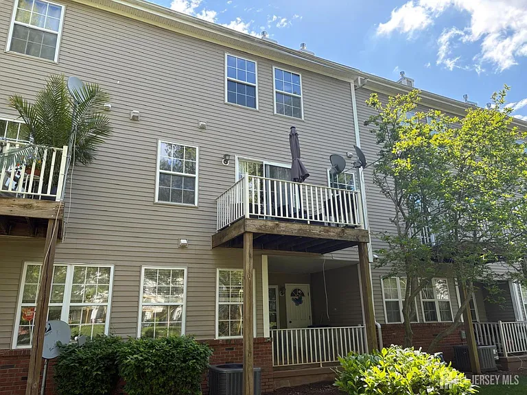 2210 Timber Ridge Ct #2210 — Photo 6