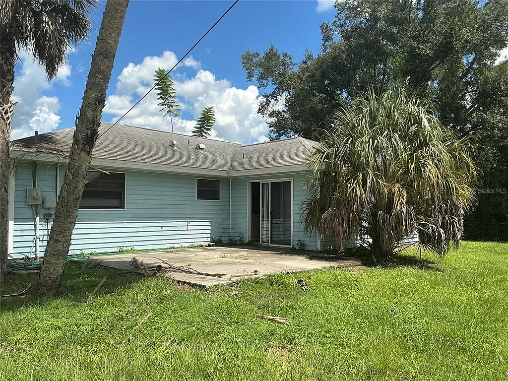 3 bed, 2.0 bath, 1579 sqft, $1,600 — Photo 2