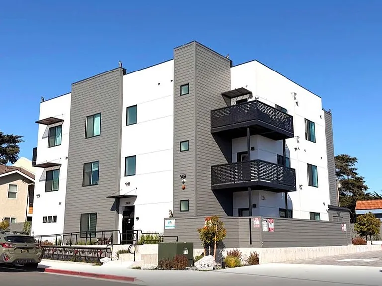 3108 Seacrest Ave #202 — Photo 1