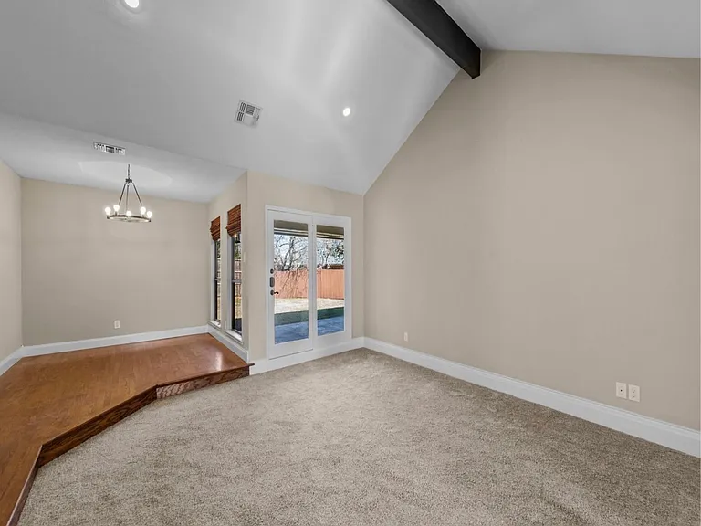 306 Dove Creek Trl — Photo 7