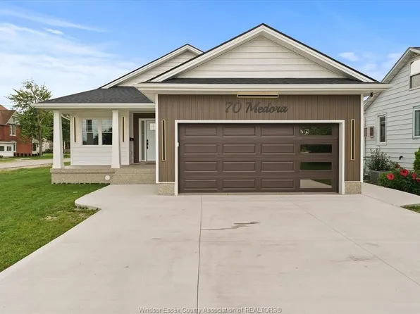 70 Medora Ave E, Essex, ON N8M 2K5