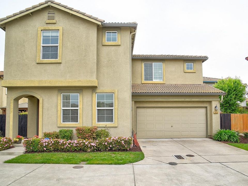 2835 Crested St, West Sacramento, CA 95691 Zillow