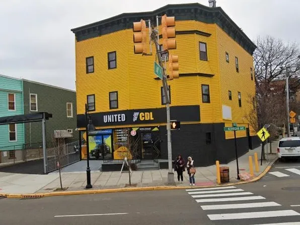 1400 Kennedy Boulevard image 1 of 8