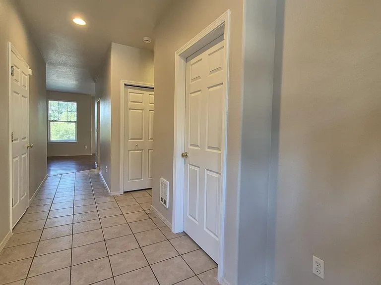 1311 SW Edgefield Meadows Ct — Photo 6