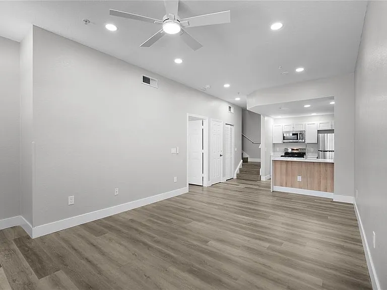 4007 Venetian Bay Dr #105 — Photo 6