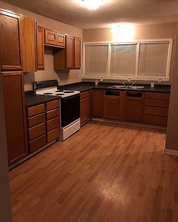 1st image of 2507 N Houston St #2509