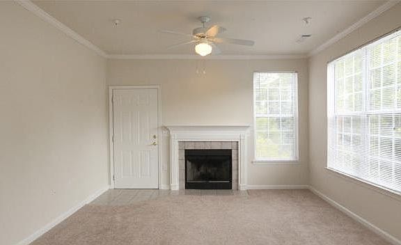 Spacious Living room with lots of natural light