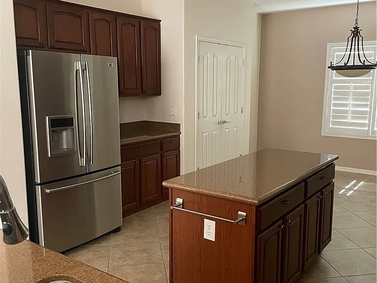 2356 Orangeburg Pl — Photo 18