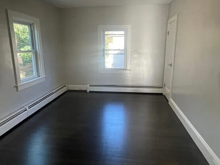 18 Noyes Ave #2 — Photo 6