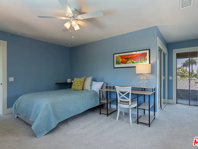 11835 S South Park Ave — Photo 20
