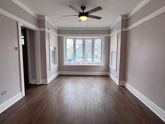 4th image of 3648 N Laramie Ave #1