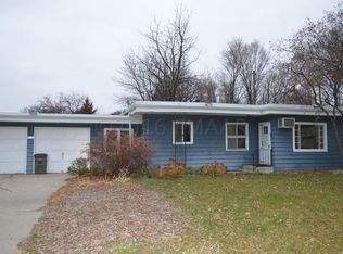 1322 5th Ave N, Moorhead, MN 56560