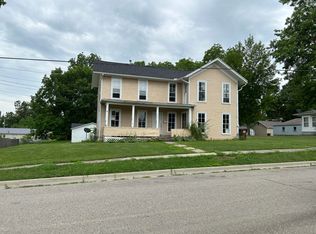 407 Pleasant St, Hudson, MI 49247