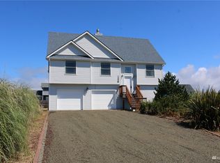 1226 Camero Loop SW, Ocean Shores, WA 98569