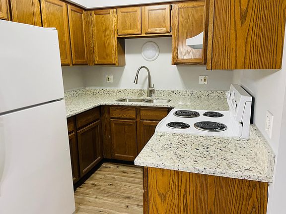 2nd image of 1341 Ford Ave #1