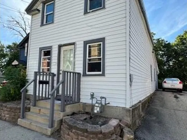 117 McHenry STREET, Burlington, WI 53105