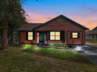1353 Forest Lake Dr, Hinesville, GA 31313