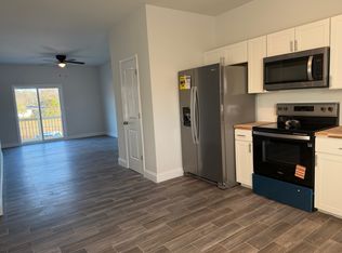 711 Tallman Cir #1, Midway Park, NC 28544