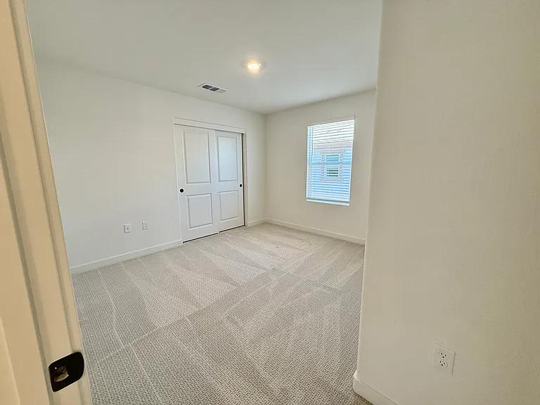 4581 Field View Dr — Photo 29