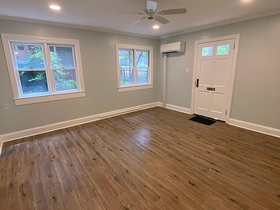 3rd image of 308 N Mulberry St #312