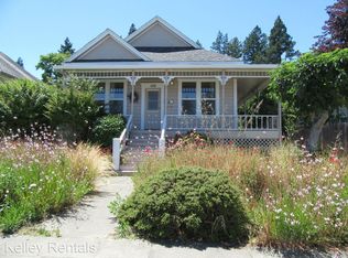 476 S Main St, Sebastopol, CA 95472